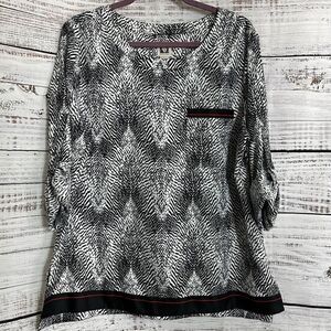 Anne Klein Top Womens Size Large Zebra print Chiffon Tunic Camellia Blouse New
